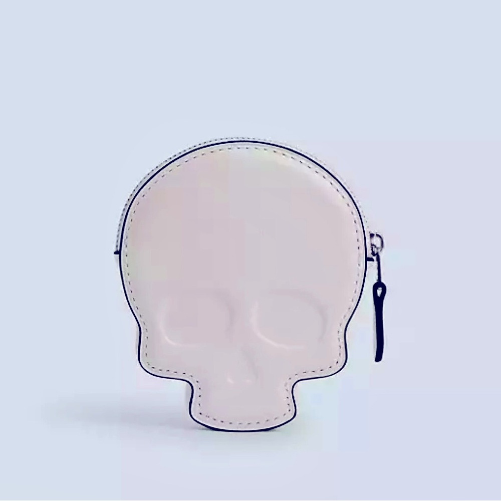 Sold Out Coach Skull Change Purse